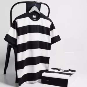 Kaos Garis Hitam Putih